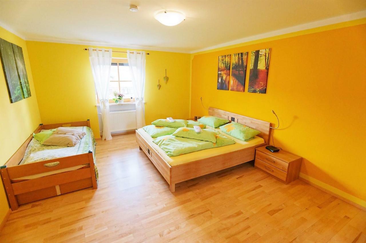 Ferienwohnung Im Landhaus Am Nationalpark Ludwigsthal Exterior foto